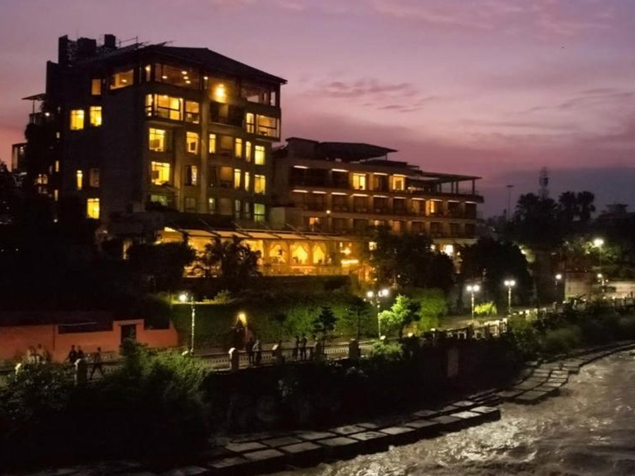 Hotel Ganga Kinare Rishikesh