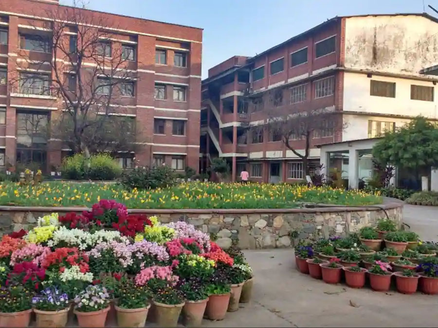 Sardar Bhagwan Singh PG Institute